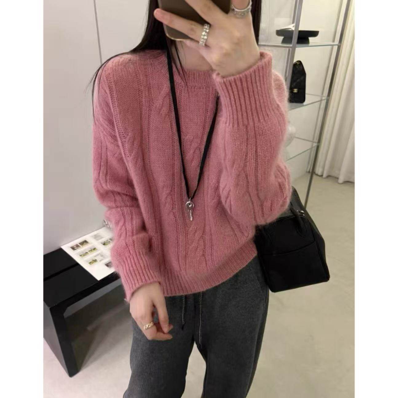 【蔷薇庄园】冬季新款麻花浣熊纯色百搭针织毛衣套头2391