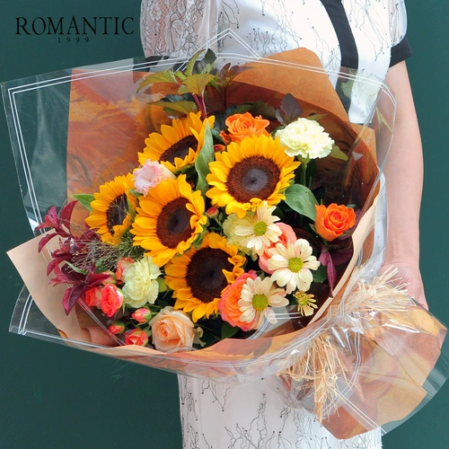 Выпускной сезон Lotus Lotus Designer цветы вспыхнули в дверь в тот день, чтобы забронировать Пекин, чтобы забронировать цветы