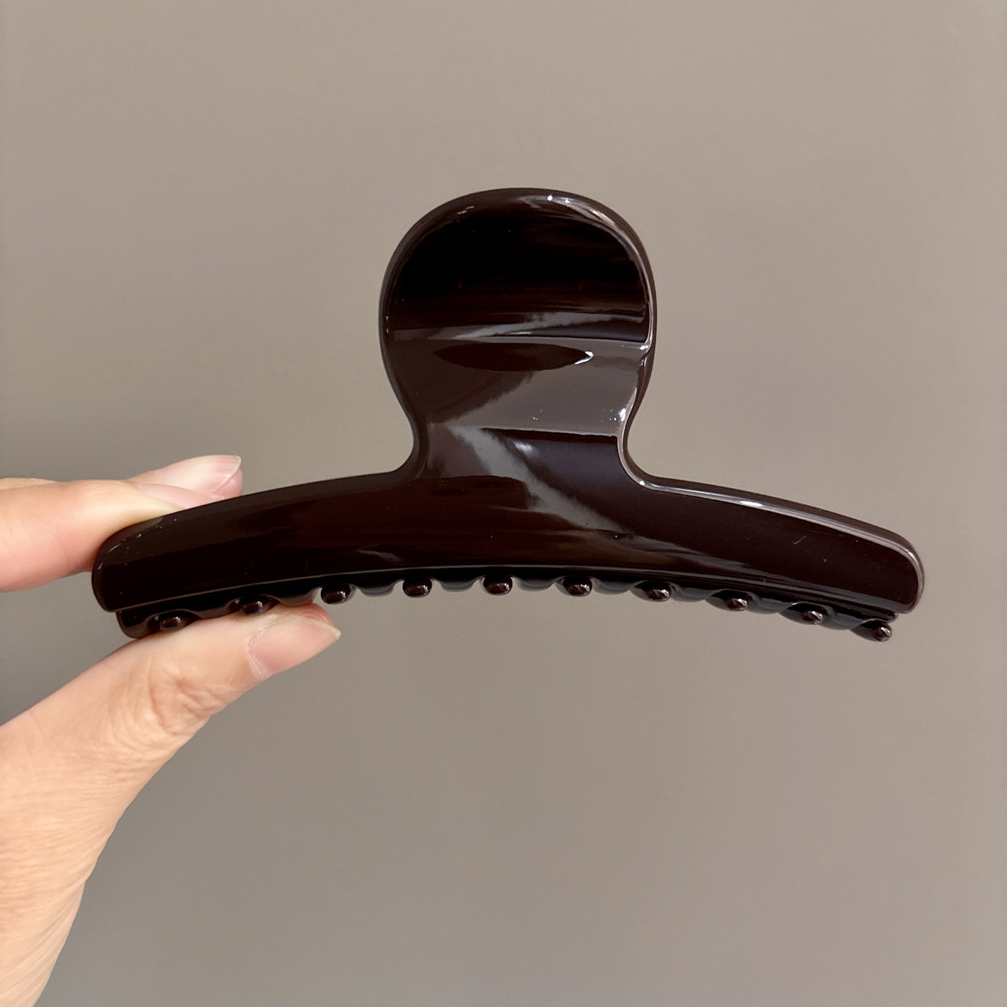 11.5cm巧克力色亚克力抓夹女2025新款高级感发夹后脑勺发抓鲨鱼夹