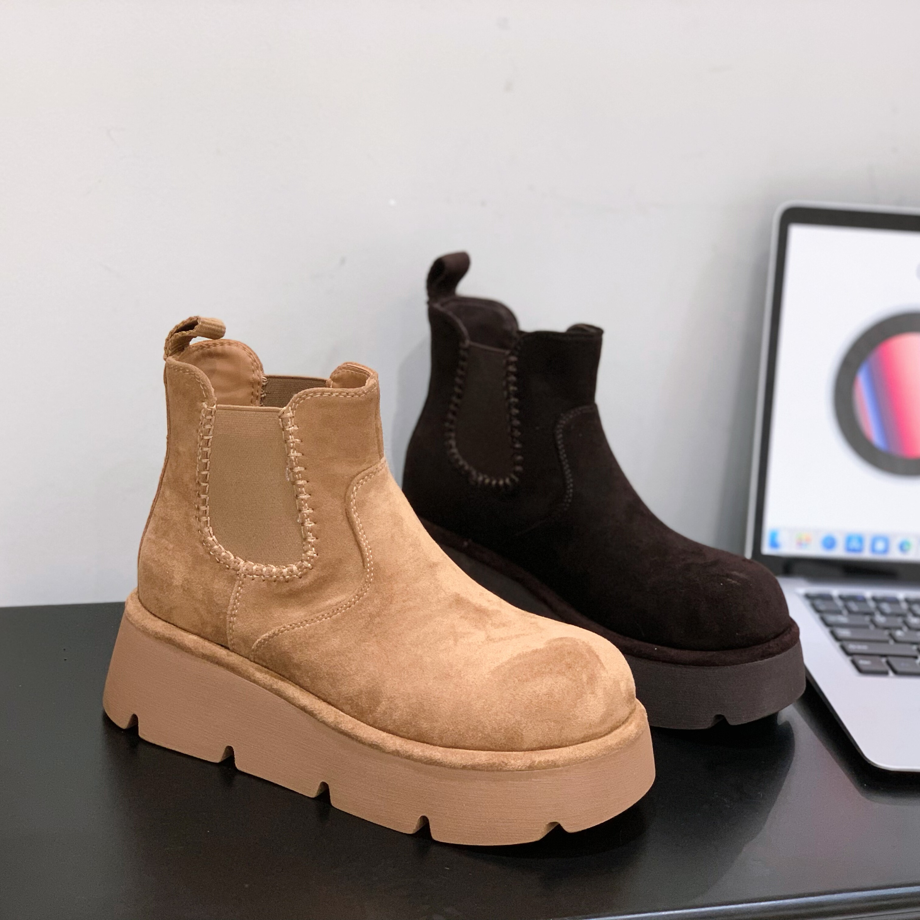 增高5cm厚底切尔西靴女新款英伦风加绒马丁靴百搭休闲短筒烟筒靴