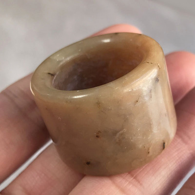 天然新疆和田玉糖玉扳指男款文玩玉石指环大拇指戒指手把件玉戒圈