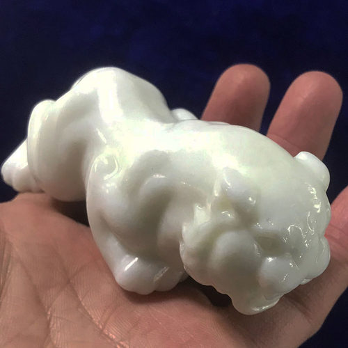 天然陕西蓝田玉生肖虎手把件玉石立体老虎把玩件男女招财护身盘玩