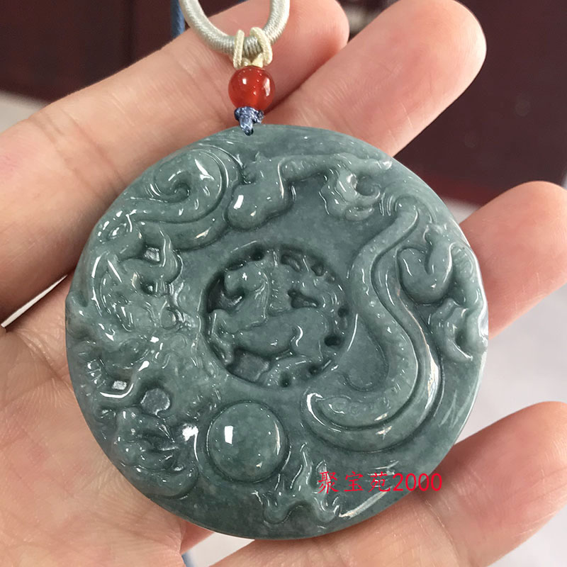 天然翡翠十二生肖马圆牌子属相龙玉佩双面精雕山水挂件玉石马吊坠