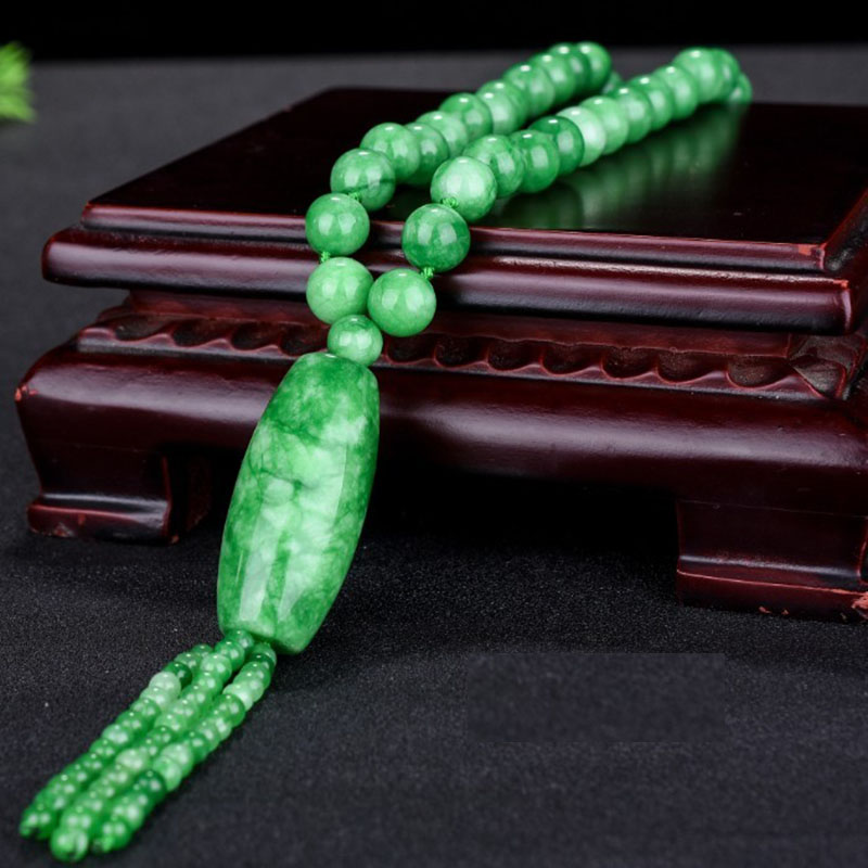 缅甸翡翠干青祖母绿项