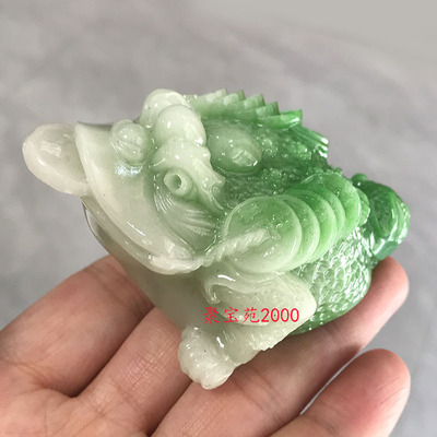 新疆和田玉白玉带翡翠色金蟾手把件财福双全把玩仿玉富贵缠身摆件