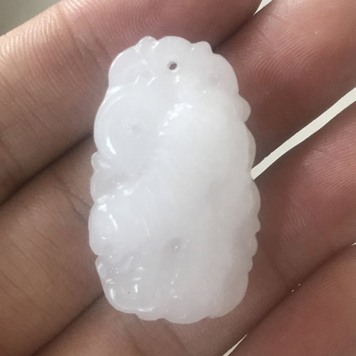 金丝玉老虎玉牌子生肖属虎吊坠玉佩天然玉石女款宝宝款属相项链