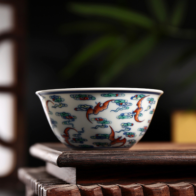 景德镇手工绘茶杯斗彩主人杯