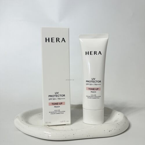 赫拉SPF50+防晒乳不油腻水光肌