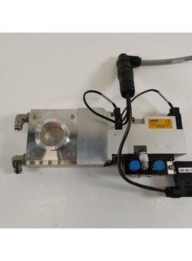 VAT 01532-KA44-AQV1 Vakuumschieber