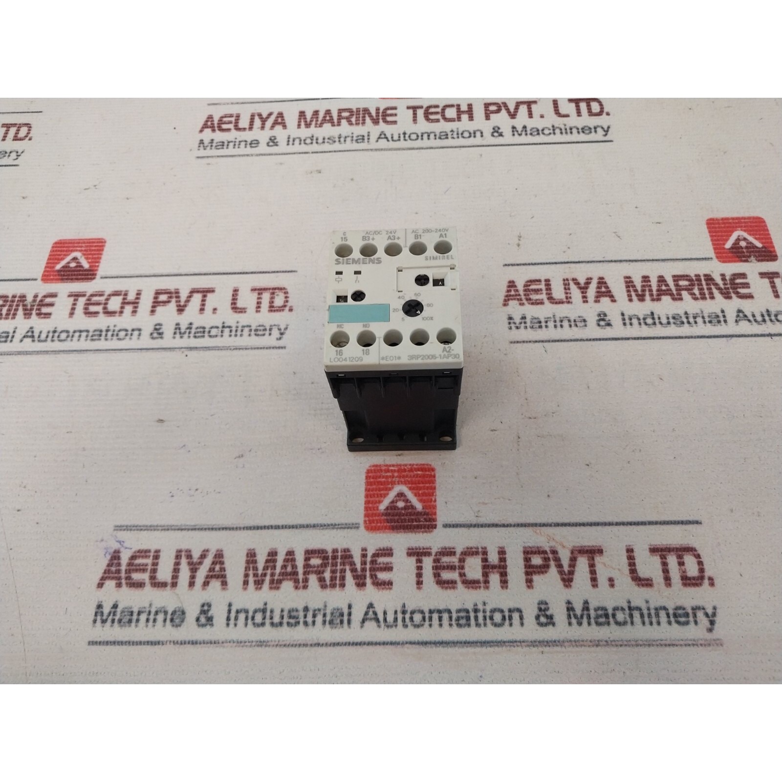 SIEMENS 3RP2005-1AP30 Time Relay AC 200-240V