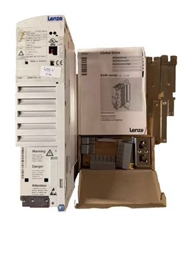 Lenze 8200 vector E82EV152_4C Frequenzumrichter 1,5 KW