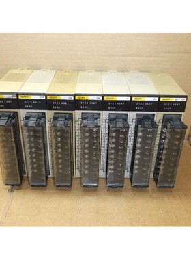 C200H-OD211 Omron PLC 12 Point DC Output Module Card C200HOD