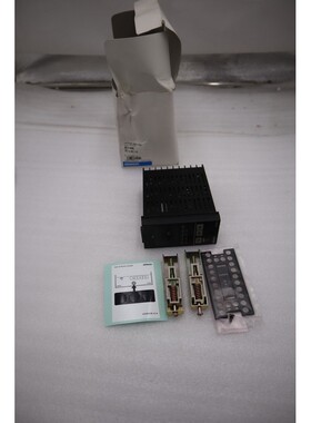 E5EK-AA2-500 数字控制器 多范围 全新带盒 现货 H1056