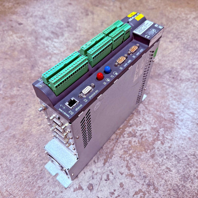 1x Schneider Elau MAX-4/11/03/128/99/1/1/00 PacDrive Control