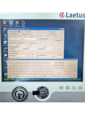 Laetus COMMANDER 312S-4552 工业 PC 和 HMI