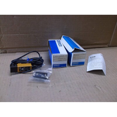 E3S-VS5B42R Omron Nuovo In Scatola Sensore Fotoelettrico Int