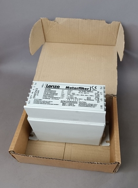 Lenze ELM3_030H004 NEU OVP Siegel offen