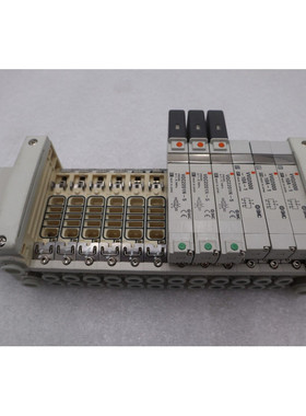 全新 SMC VV5QC21-12C6FD0-15-BABD5B3F-N 歧管库存 K-2545