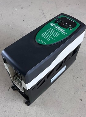 1x Control Techniques Commander SKC3400400 4.0kW Umrichter
