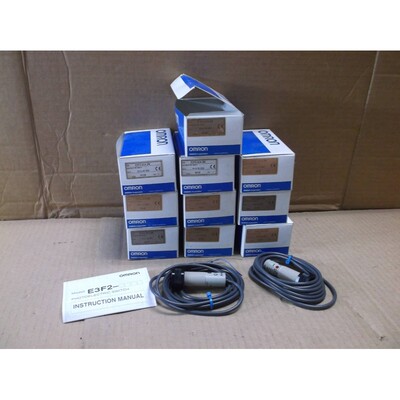 Sensore Fotoelettrico Omron Nuovo In Scatola E3F2-3C4 E3F2-3