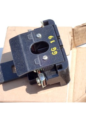 SQUARE D 79260 热盖继电器 全新