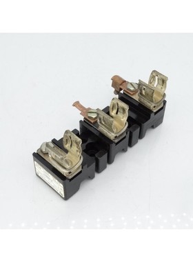 ALLEN BRADLEY X-402027 保险丝夹