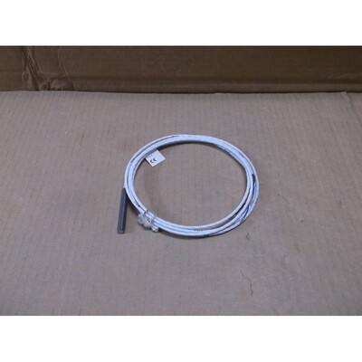 BES02HK Balluff NEW Proximity Sensor Switch BES 516-324-SA26