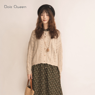 DoisQueen彩后台北圆领花纹排扣杏色羊毛外套长袖秋冬日系森系