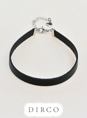 DIRCO时尚女头层牛皮手镯批68折
