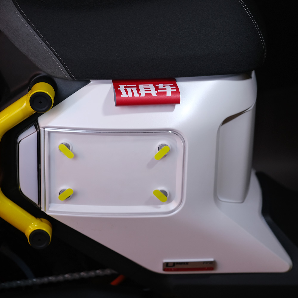 小牛Umax U3 mxt nx 车标洗水标贴纸装饰个性创意防水车贴