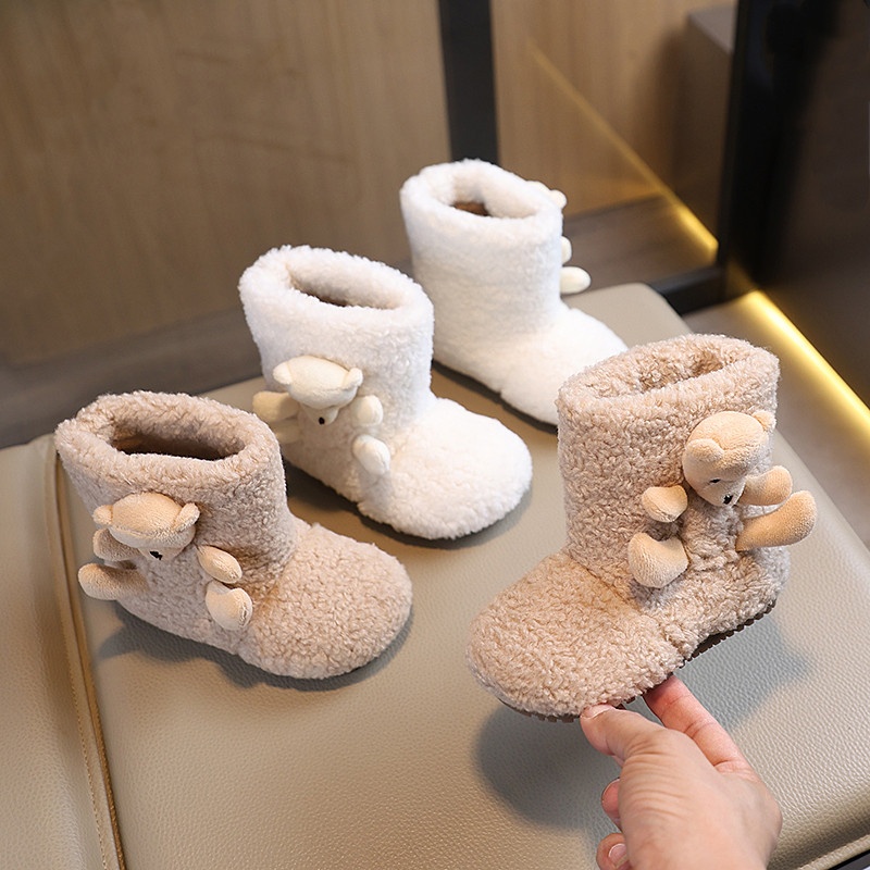 宝宝可爱小熊毛毛雪地靴