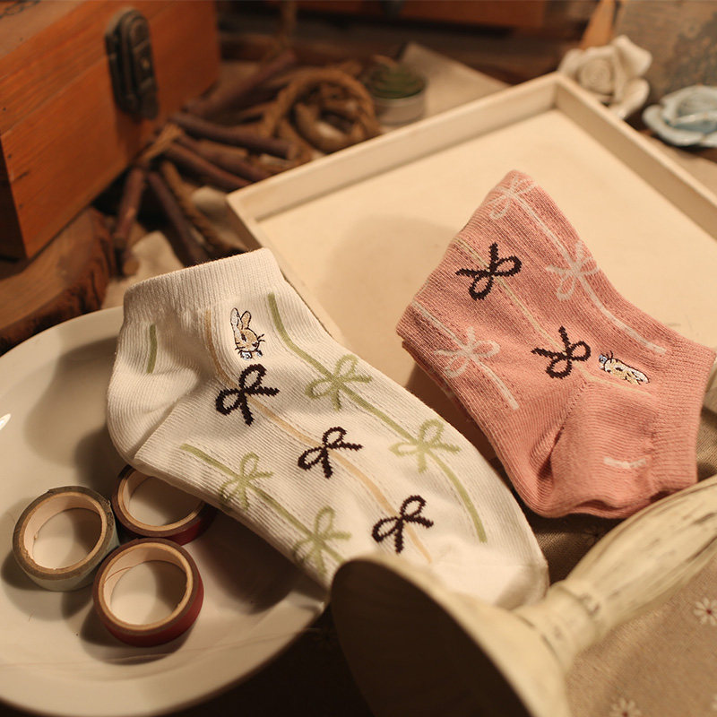 夏季新款日系甜美可爱蝴蝶结女棉短袜 刺绣卡通韩版ins提花船袜