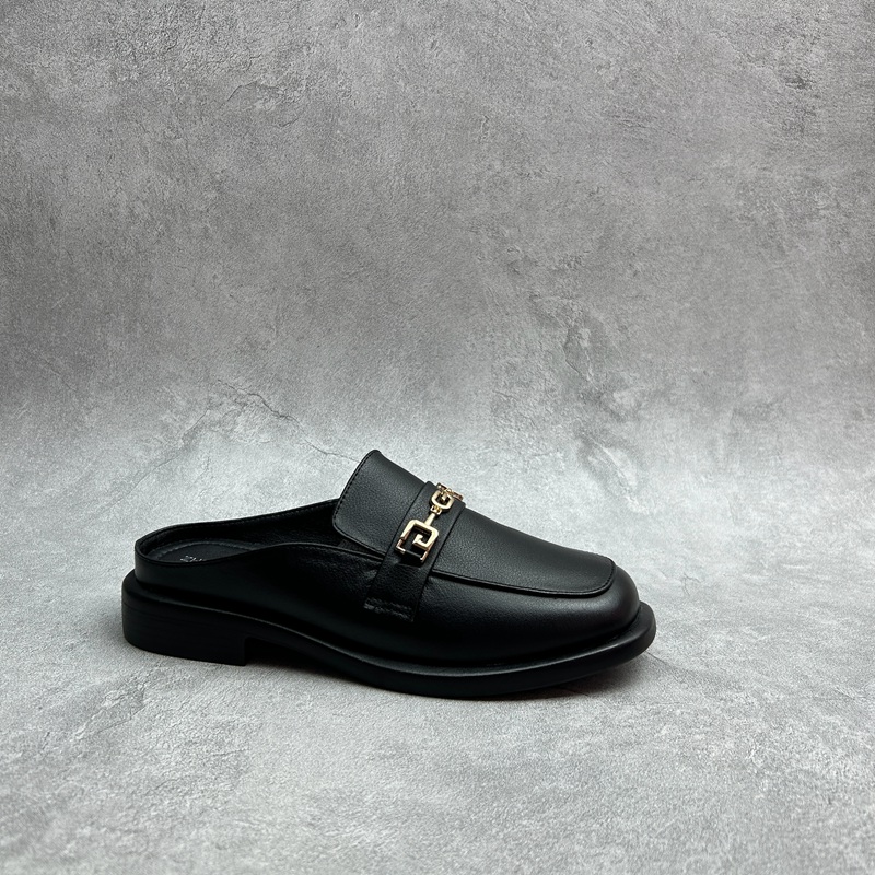 2025断码夏季新款平底真皮女鞋