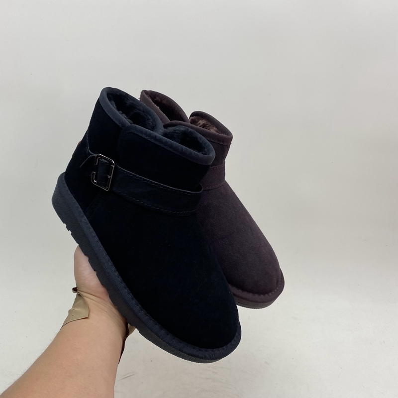 2024秋冬断码真皮男鞋百搭雪地靴