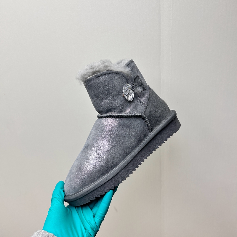 工厂2025处理冬款断码真皮女鞋雪地靴牛皮厚底套脚羊毛舒适女短靴