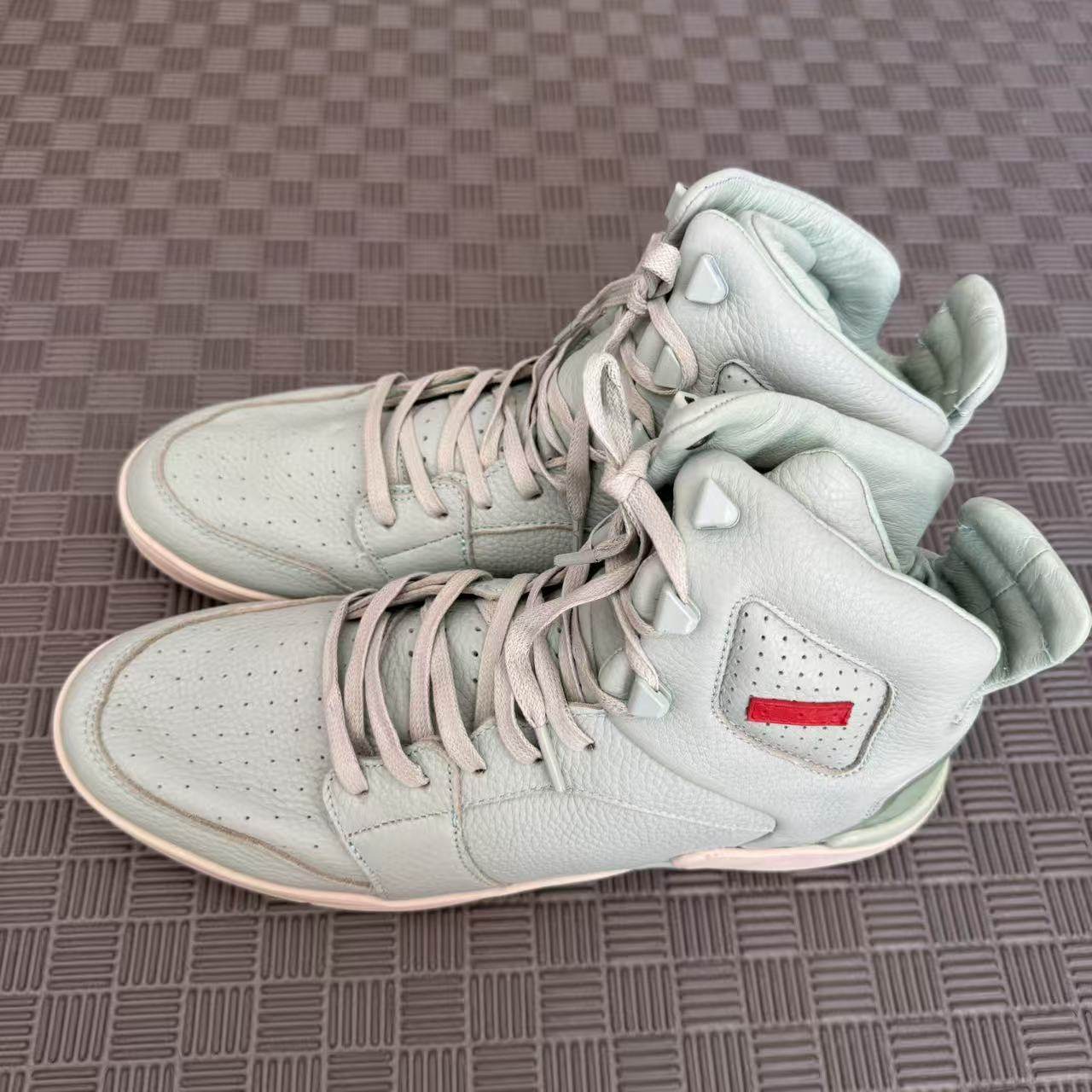 男秋冬季大码高帮休闲鞋