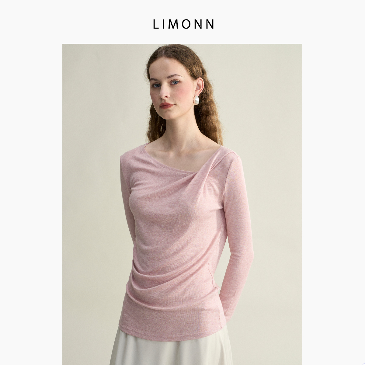 LIMONN ｜ 秋冬新浪漫樱花粉天丝羊毛温柔露肩褶皱T恤打底衫上衣