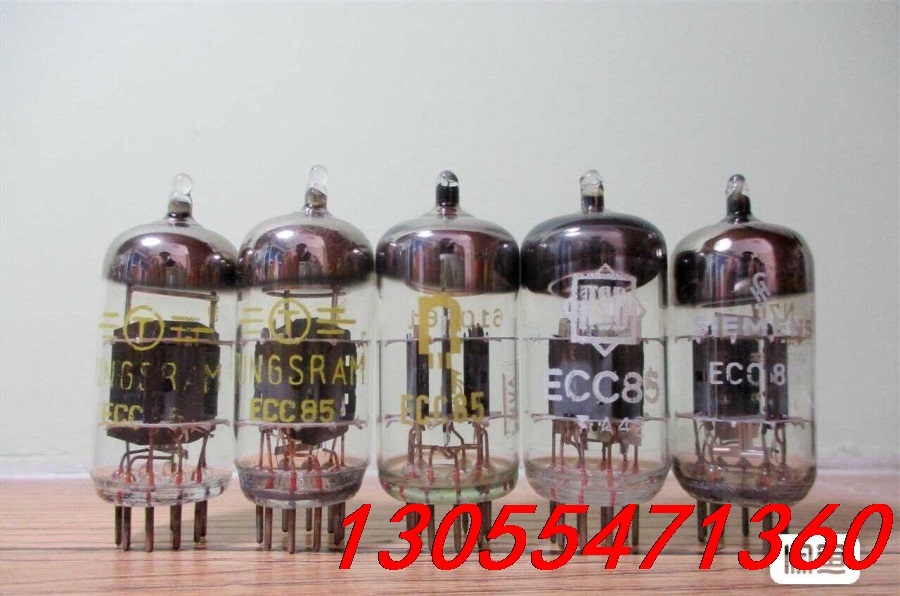 议价全新原盒东德ECC85电子管，左边四只都是全新原盒的，最右边