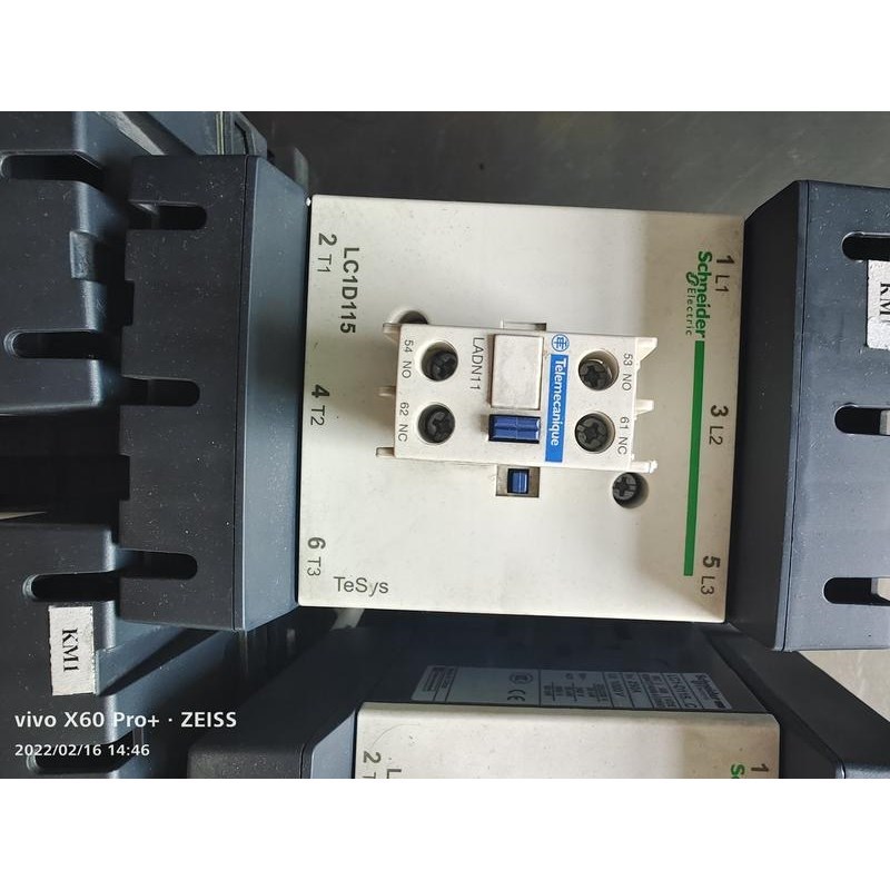 施耐德交流接触器LC1D115 ...C     线圈220议价