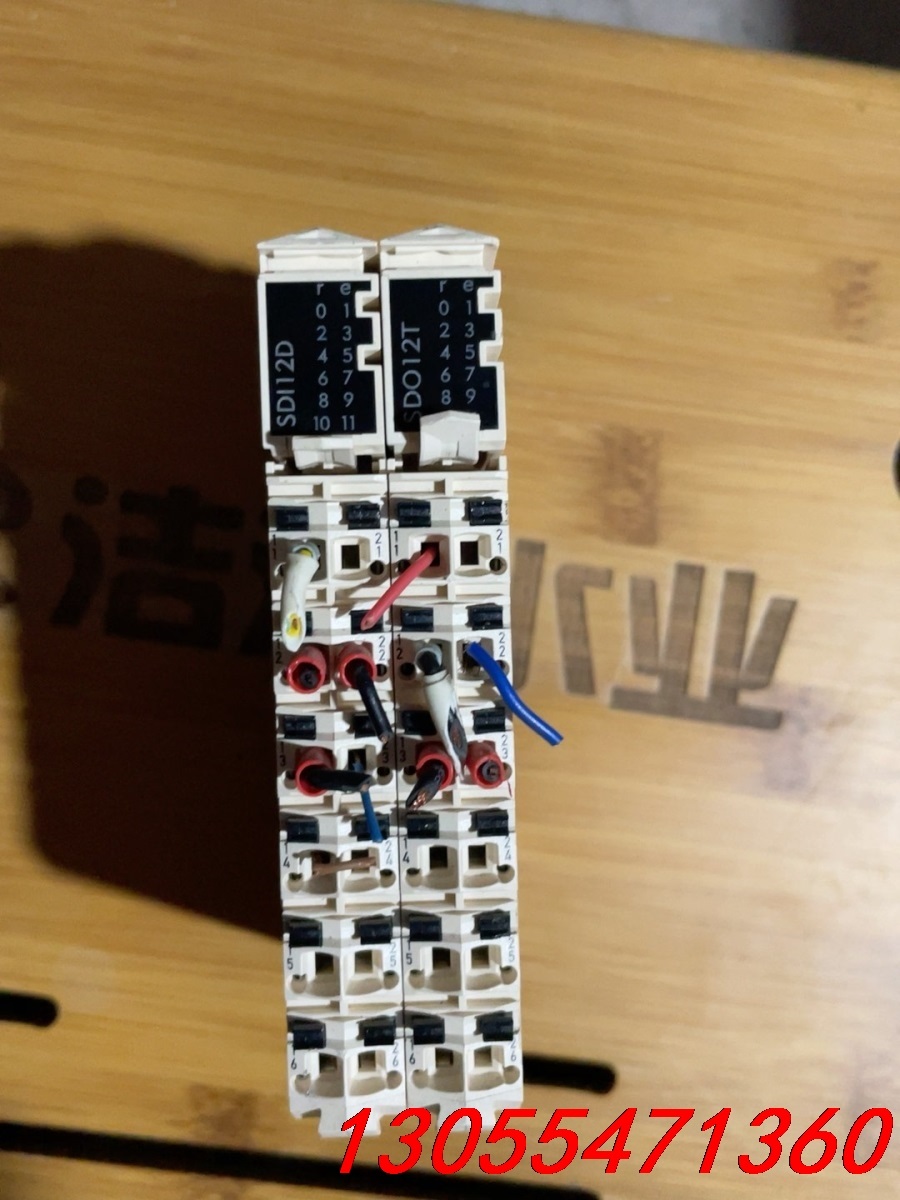 议价施耐德PLC模块 TM5系列 TM5SDI12D、TM5SD