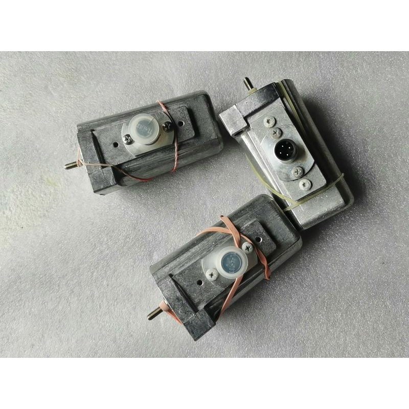 伊顿电比例阀位置反馈传感器,位移传感器4998758-002议价