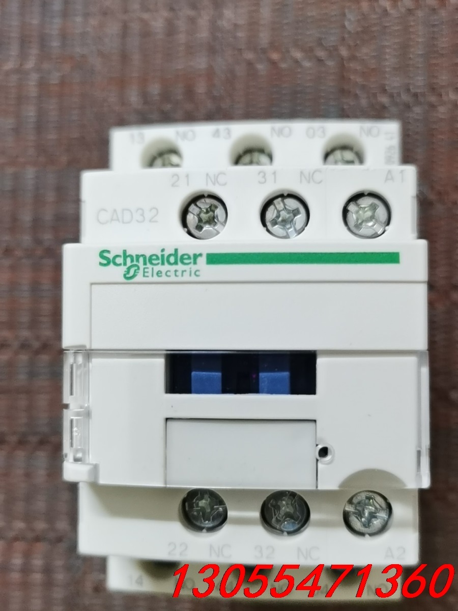 议价施耐德CAD32P7交流接触器，原装法国，全新没有拆封，