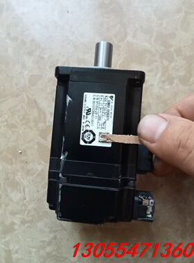 议价SGMAⅤ-04ADA21安川电机二手拆机功能正常实物图