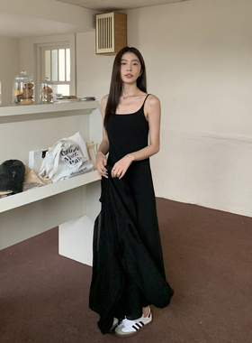 Halo Luu 法式黑色吊带连衣裙女春夏2026新款气质高级感长款裙子