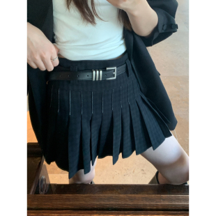 半身裙女初春辣妹设计感显瘦a字短裙 黑色格子百褶裙西装 Halo Luu