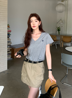 Halo Luu纯棉v领灰色短袖t恤女夏季2025新款刺绣宽松休闲正肩上衣