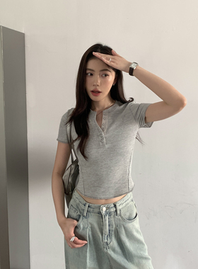 Halo Luu 美式华夫格灰色正肩短袖t恤女夏季辣妹修身显瘦短款上衣