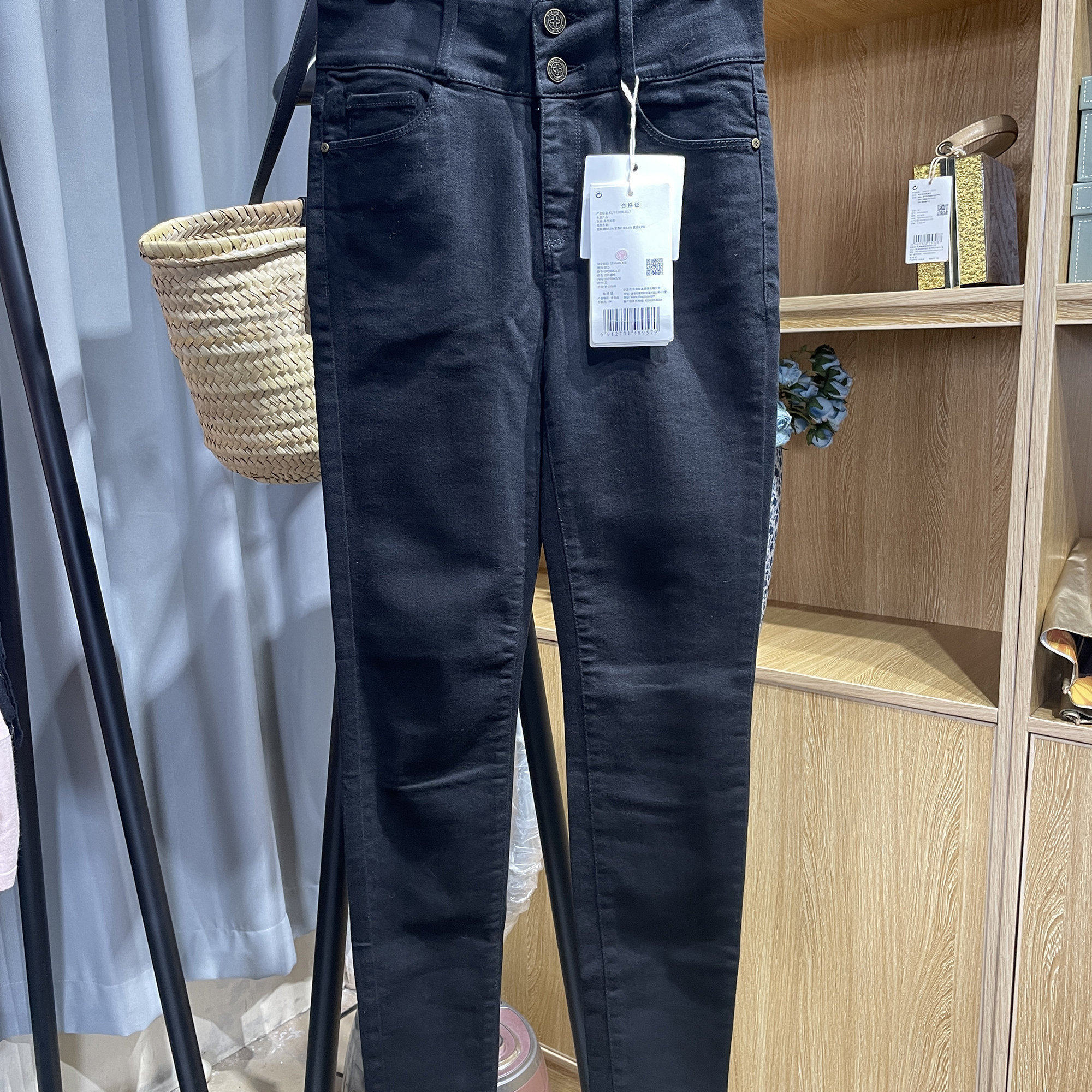 [五]兰米特卖新款女装弹力黑色S裤女显瘦小脚长裤高腰提臀牛仔裤