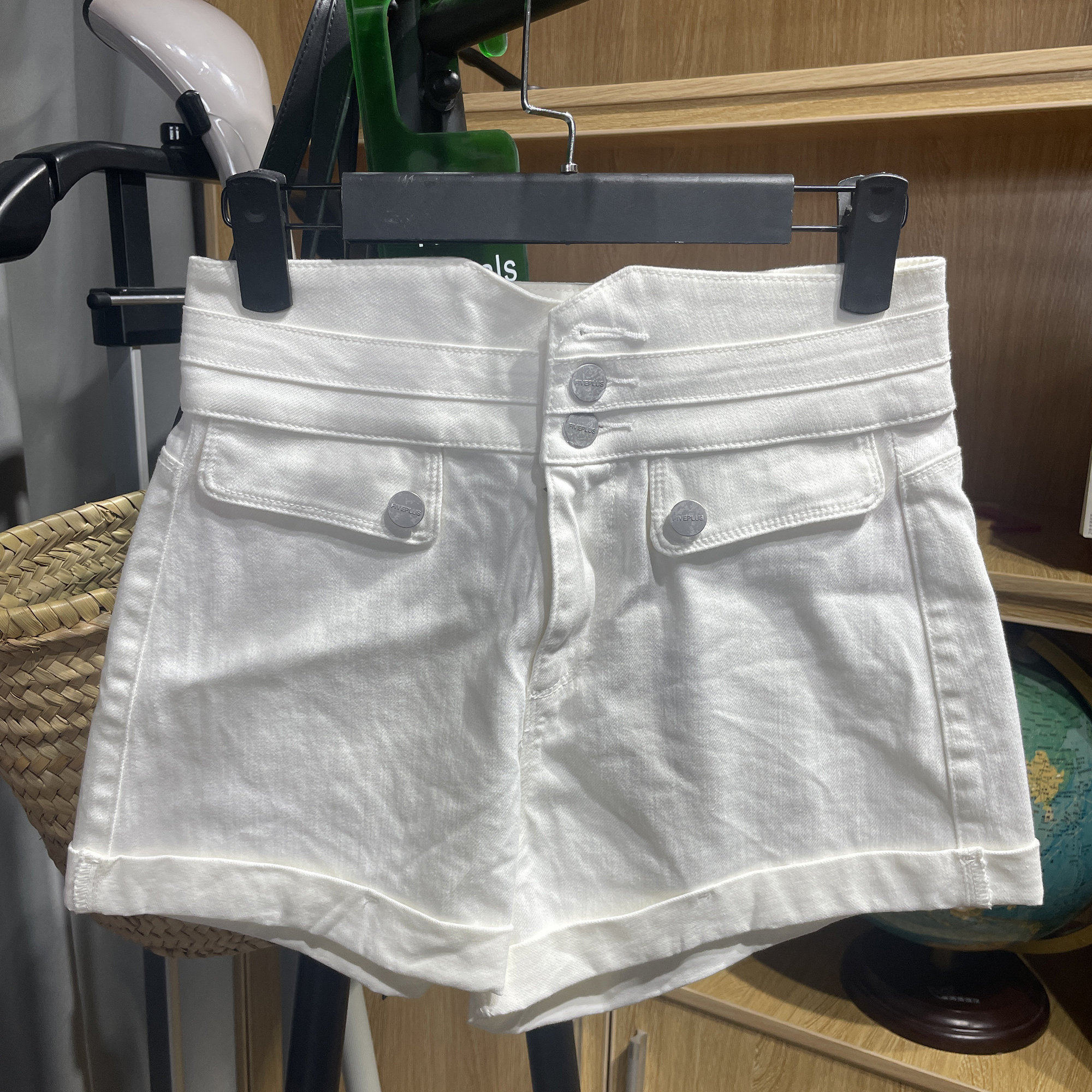[五]兰米特卖夏新款女装高腰牛仔裤短裤排扣时尚显瘦水洗A字阔腿