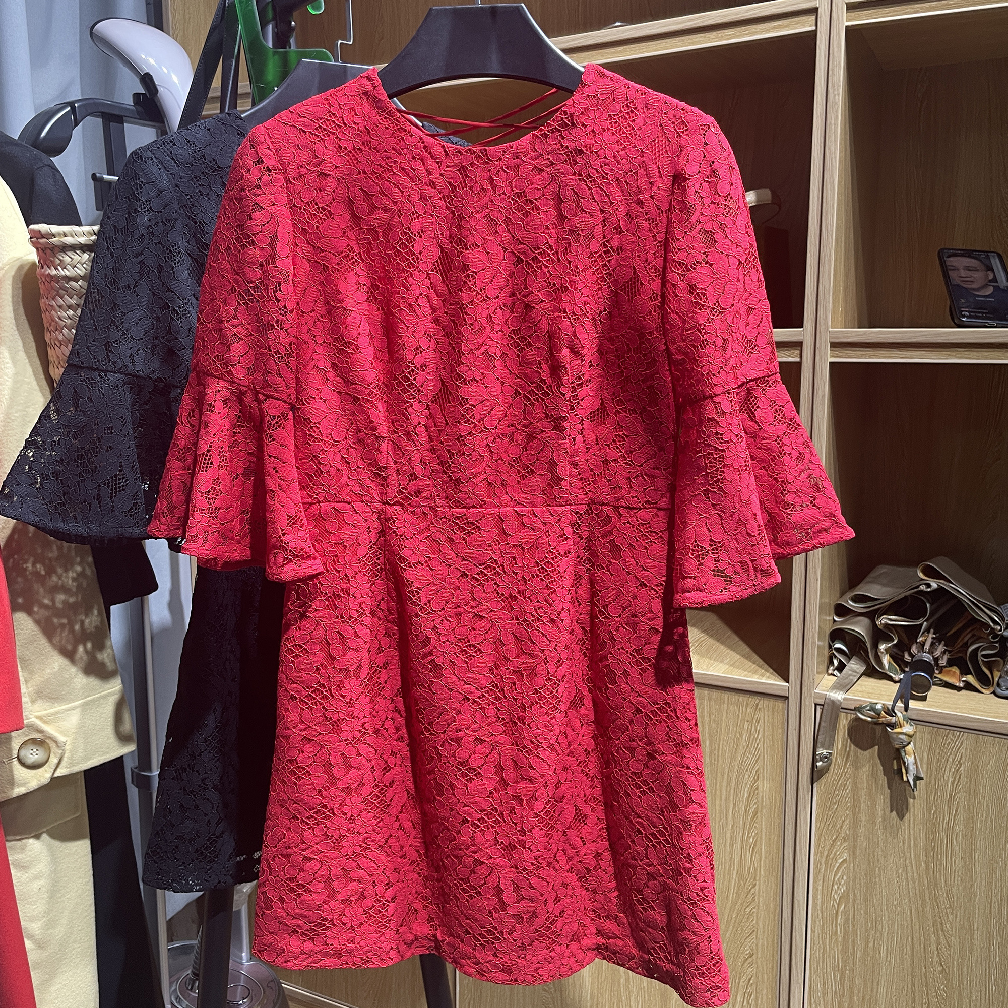 [五]兰米特卖正品女春秋冬装蕾丝系带喇叭中袖连衣裙短裙